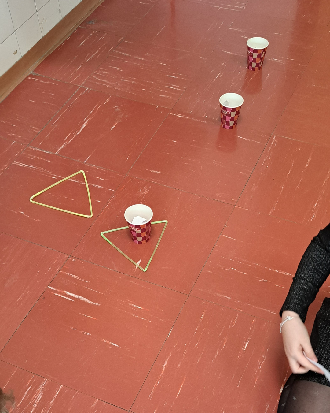 Tvorjenje pripovednih, vzkličnih in vprašalnih povedi